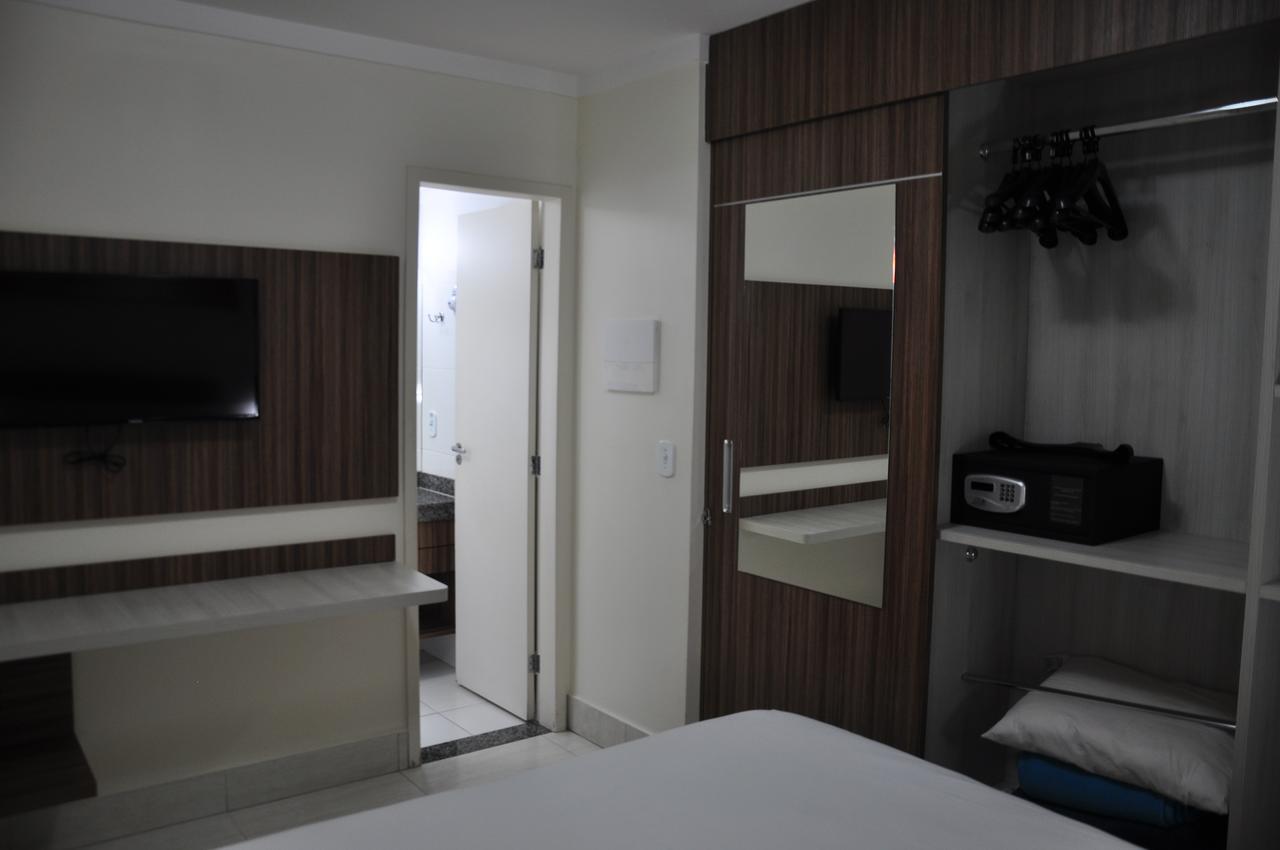 Lacqua Di Roma Apartment *